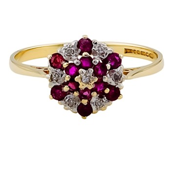 9ct gold Ruby / Diamond Cluster Ring size O